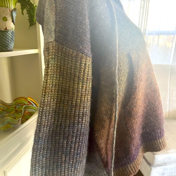 BB Dakota LN Hooded sweater multi colored size Medium - Picture 6 of 6